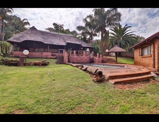 3 BEDROOM HOUSE FOR SALE IN SUIDERBERG